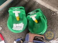 4x green water drinkers - 2