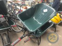 120L plastic wheel barrow - 2
