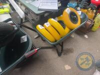 120L plastic wheel barrow