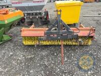 3 point linkage hydraulic yard brush with new brush - 2