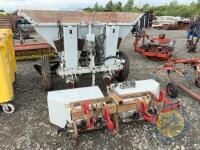 Reekie space setter with control box & Reekie box for fertiliser - 2