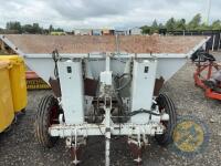 Reekie space setter with control box & Reekie box for fertiliser - 4