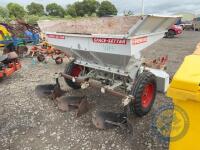 Reekie space setter with control box & Reekie box for fertiliser - 7