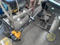 JCB Strimmer