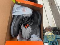 size 8 safety boots - 2