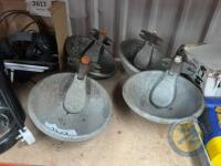 4 new water drinker for cattle