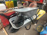 90L galvanised wheelbarrow