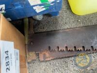 2 cross cut saws - 3
