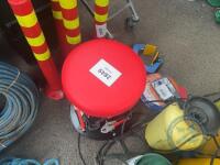 Pump up seat with toolts - 2
