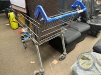 Shopping trolly & 2x chairs