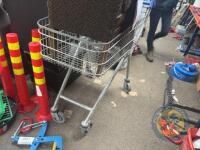 Shopping trolly & 2x chairs - 3