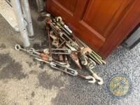 Dual wheel clamps