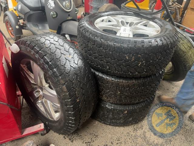 4x 17inch Amarok alloy wheels