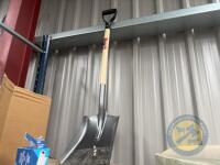 Neilson square mouth shovel