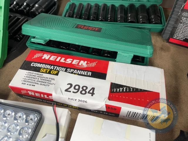 Neilson 12 piece spanner set