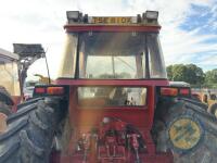 International 885XL Tractor 1985 - 11