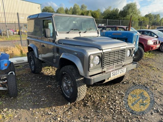 Land Rover Defender 90 County Puma 2007