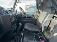 Land Rover Defender 90 County Puma 2007 - 4