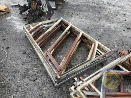 4x heavy duty cattle feed barriers