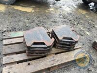 8x 45kg MF weights