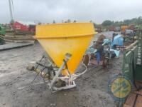 Jarmet 5 bag fertiliser sower & shaft - 2