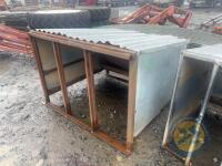 Lamb creep feeder