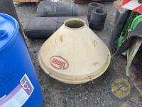 Vicon sower bin - 3