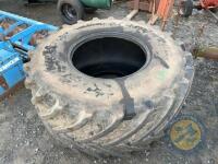 800/65/R32 tanker tyre - 2