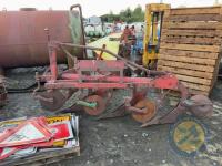 Kvernland 3 furrow plough