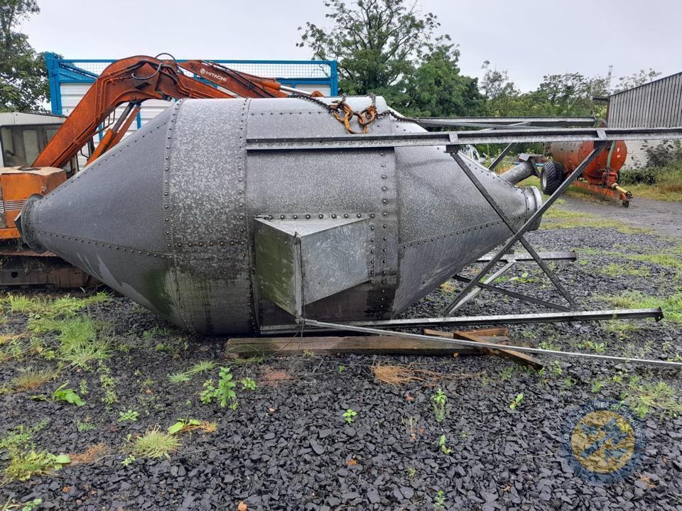 6tn Q Mac bin with side fill hatch, cone needs slight repair (Collection from Vendor, Portglenone)