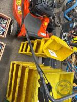6 yellow parts trays - 3
