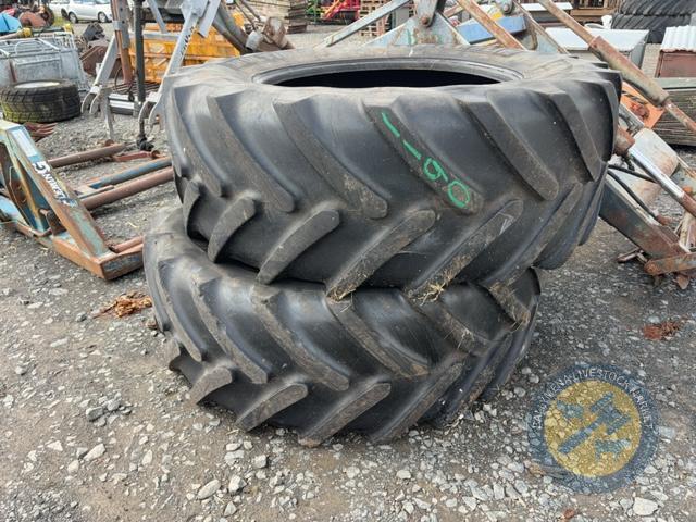 2x 600/65/R38 Michelin tyres