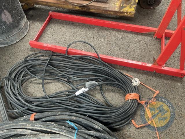 Long extension lead