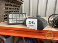 2x lights - 2