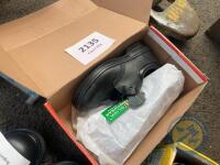 click footwear size 38 childs shoes - 2