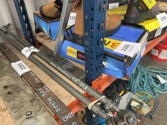2x MF 35 steering rods