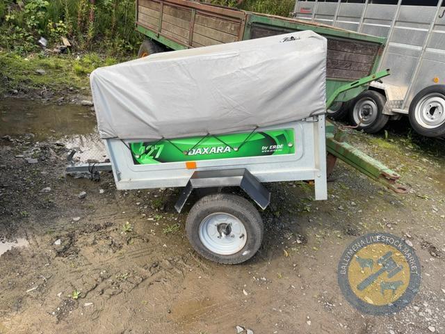 Car gardening trailer with cover