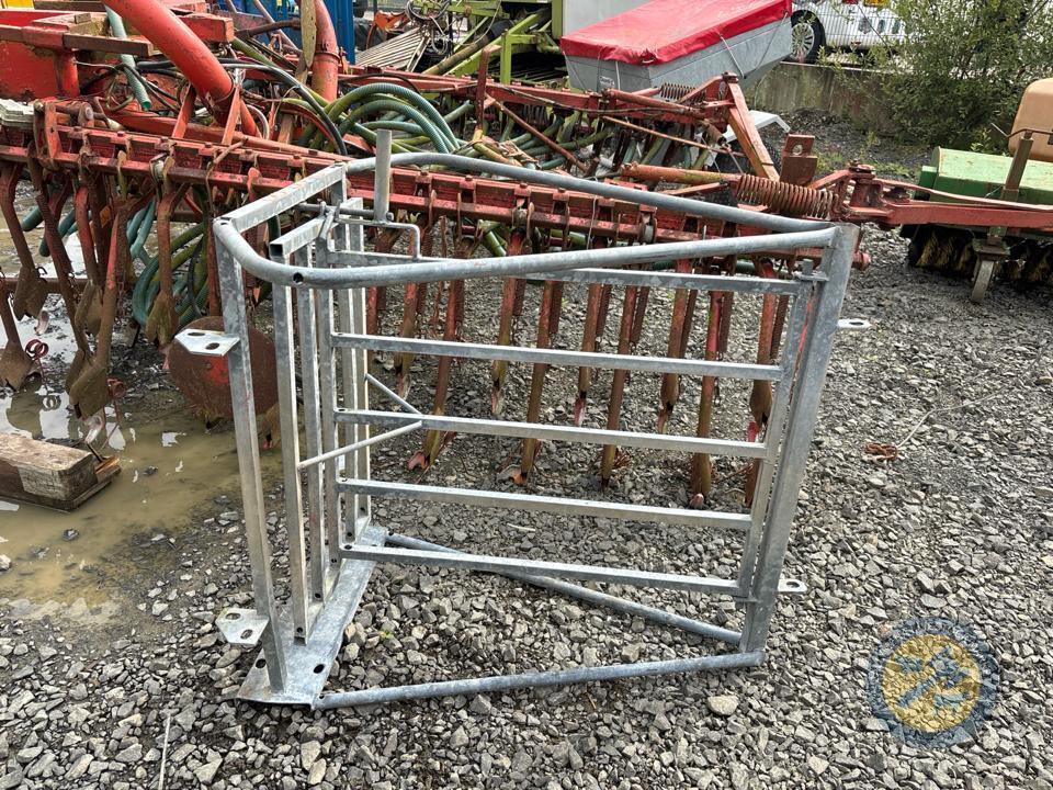 shedding gate