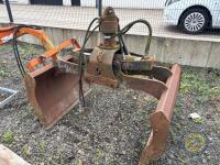 hydraulic grab