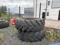 2x 650/65R42 tyres