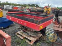 Vicon SM 1105 fertilser sower