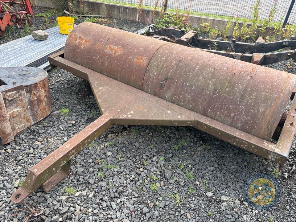Land roller