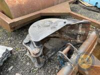 4-6 tonne bucket & hitch bundle - 3