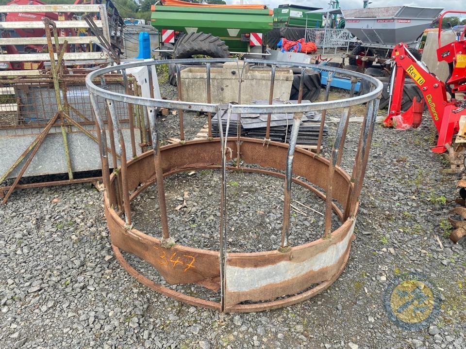 round bale feeder