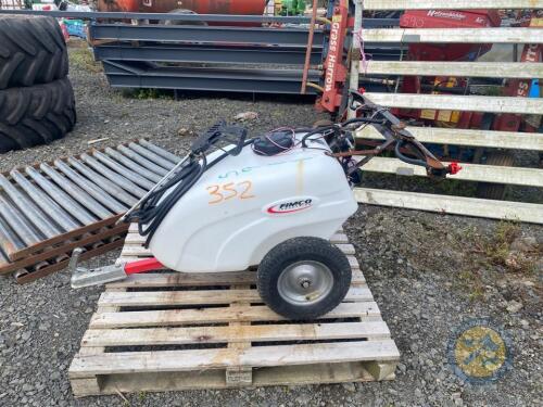 quad trailed sprayer