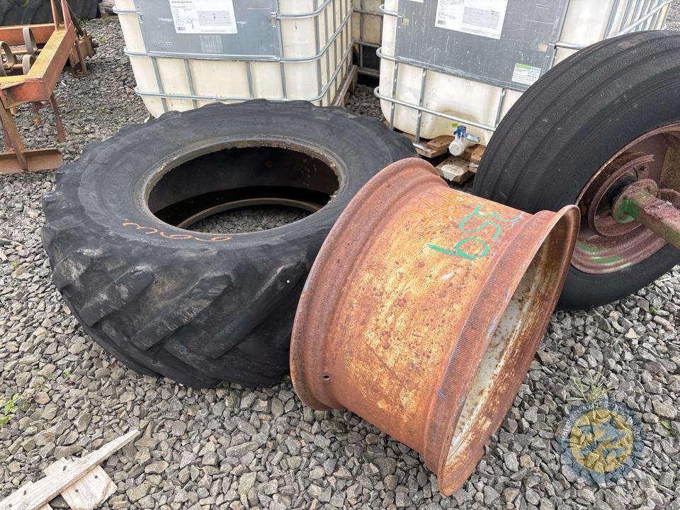 18x26 rim & tyre