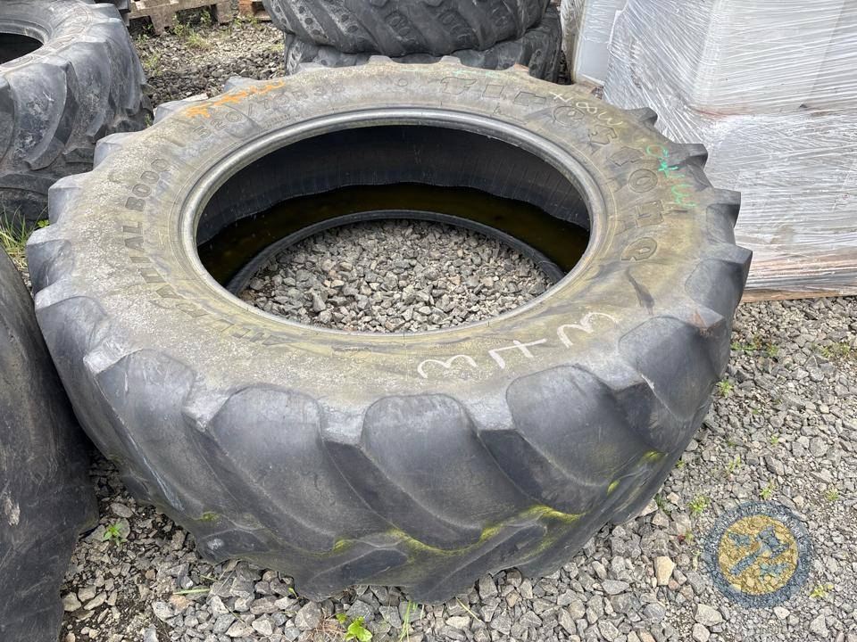 520/70 R38 Firestone tyres x2