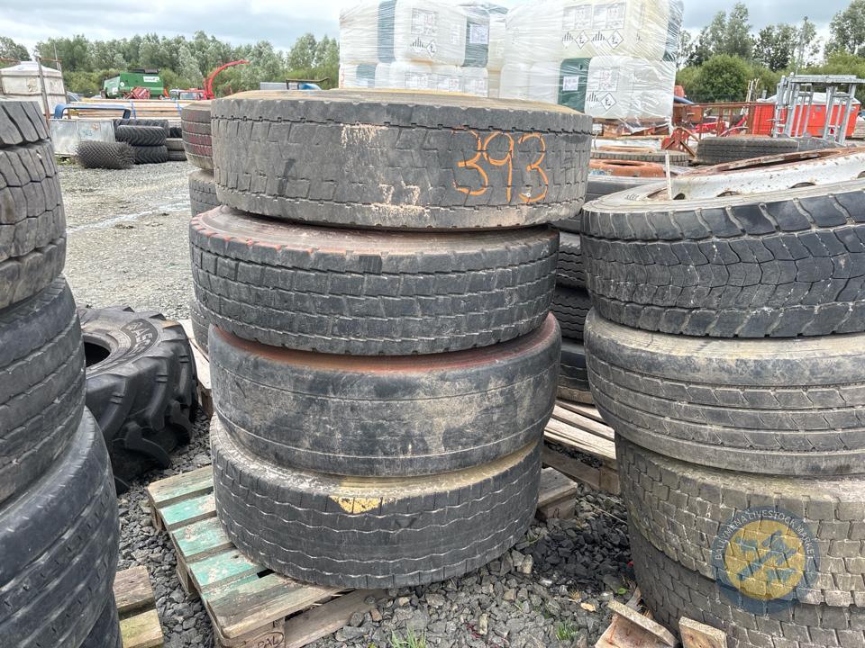 4 295/80 R22.5 tyres & rims Hankook
