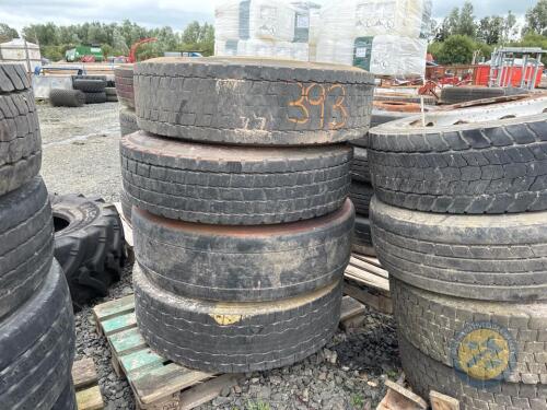 4 295/80 R22.5 tyres & rims Hankook