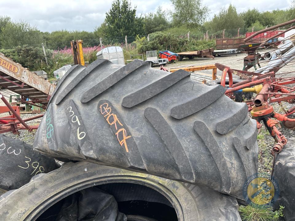 2 650/65 R38 & 2 540/65 R28 Pirelli Tyres